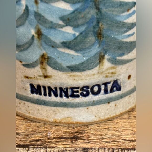 Minnesota Souvenir Coffee Mug Signed JB Hand Thrown Pottery Stoneware Gray - Picture 2 of 10